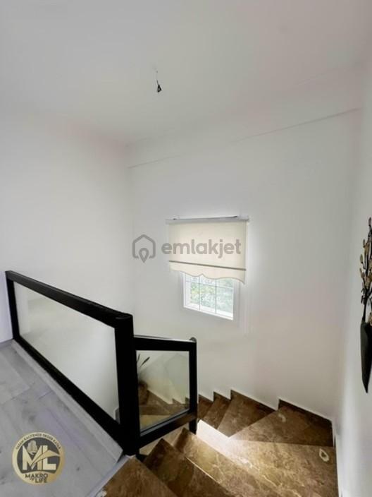 Acil Satılık Cadde Üstü 4,5+1 Lüx Butik Villa - 34