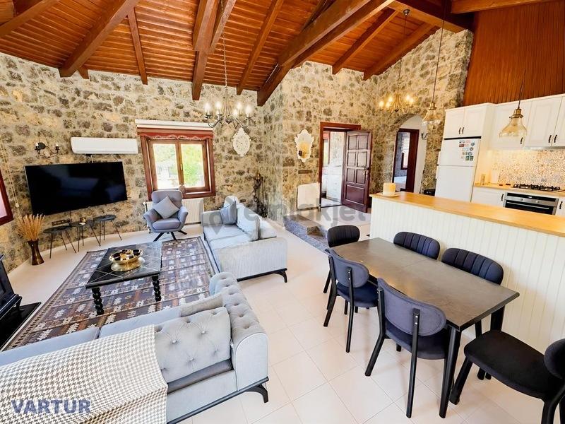 Fethiye Üzümlü 'de Satılık Taş Villa - 19