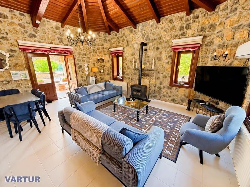 Fethiye Üzümlü 'de Satılık Taş Villa - 4