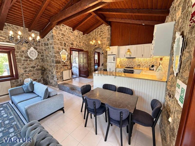 Fethiye Üzümlü 'de Satılık Taş Villa - 14
