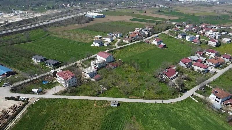 Karaçalılıkta Yol Kenarı Fırsat Arsa! - 7