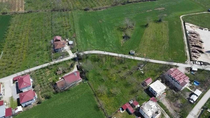 Karaçalılıkta Yol Kenarı Fırsat Arsa! - 6