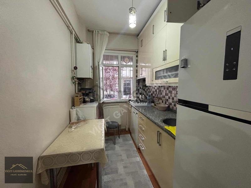 Hürriyet Mahallesinde Yüksek Giriş Balkonlu Satılık Daire - 2