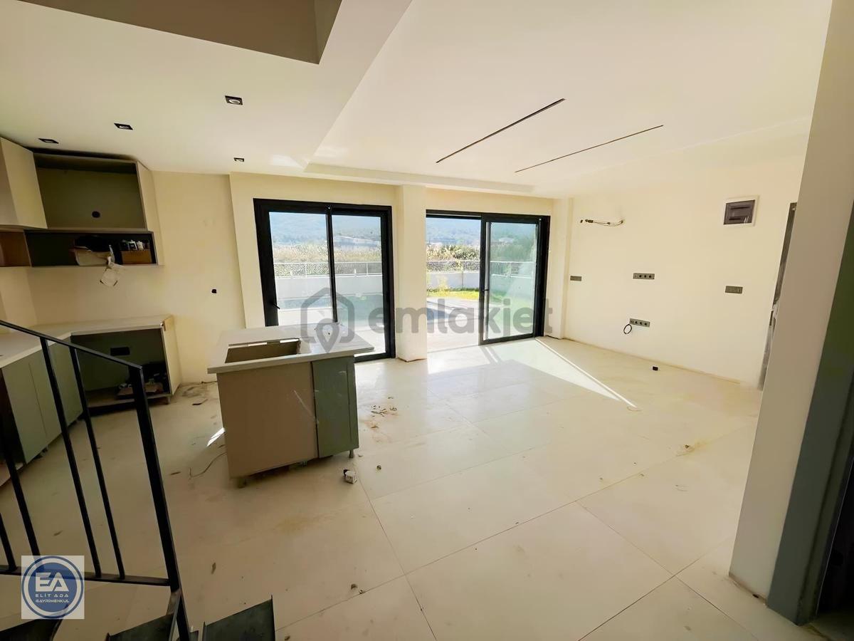 Güzelçamlıda Denize 250 Metre Mesafede Müstakil 3+1 Villa! - 16