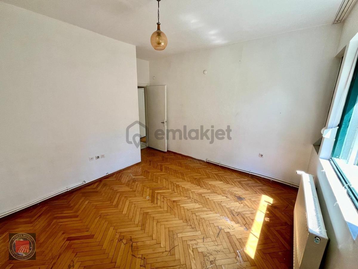 Gürsu Mah. Ana Cadde Üzerinde Ticari/konut Satılık 3+1 Daire - 27