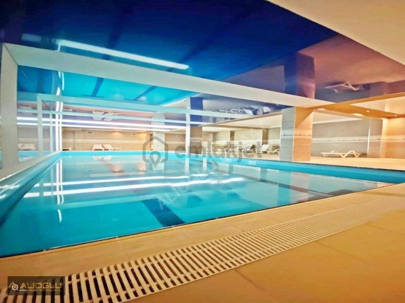 Metrobüse Yürüme Mesafesinde Site İçi 1+1 Daire - 17