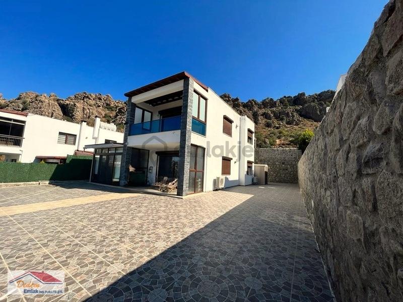 Bodrum Gündoğanda 5+2 Müstakil Geniş Bahçeli Satılık Villa - 31