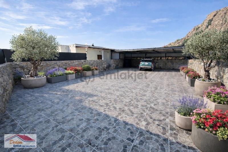 Bodrum Gündoğanda 5+2 Müstakil Geniş Bahçeli Satılık Villa - 33