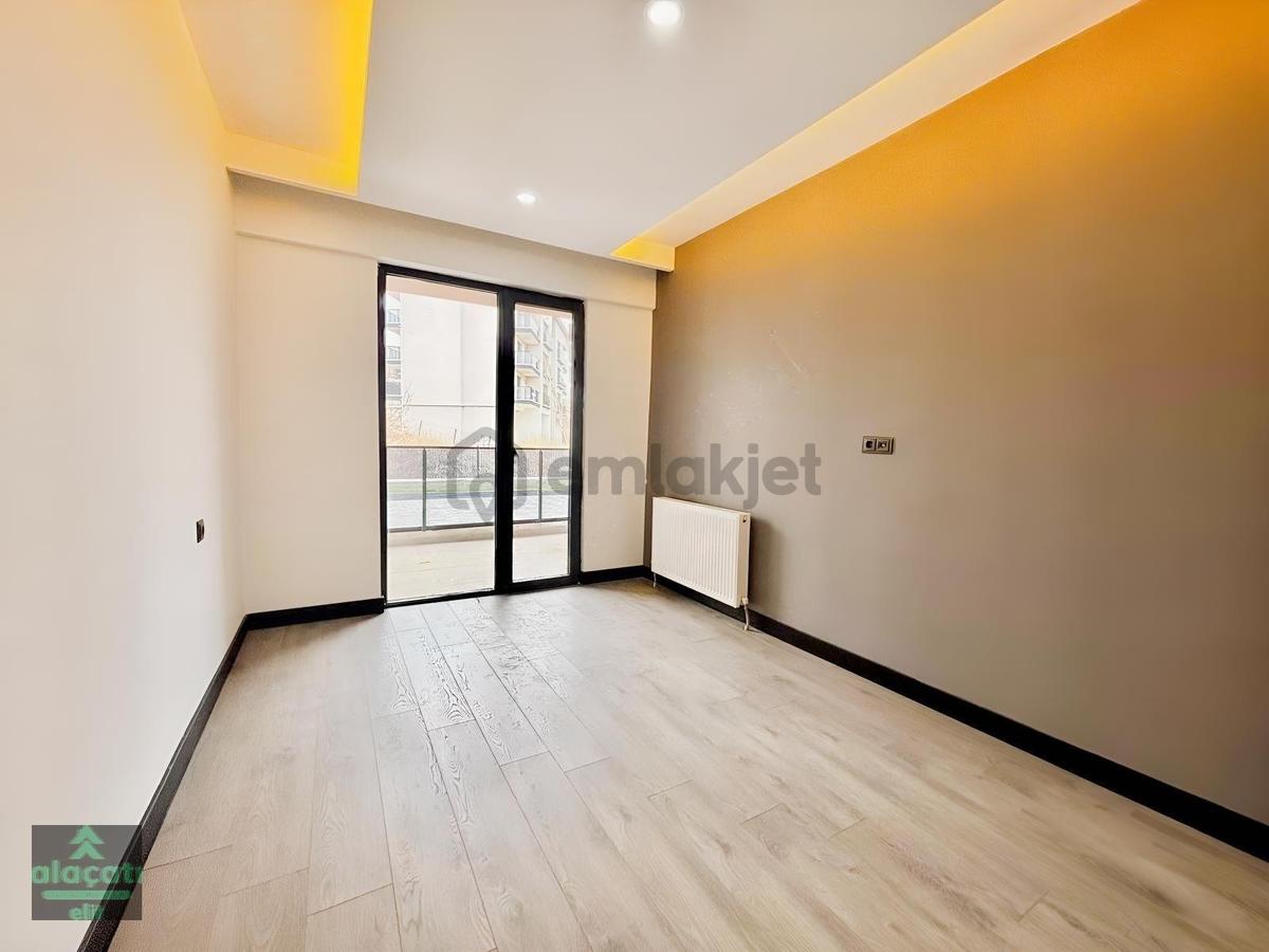 İncek Kızılcaşar'da Satılık 1+1 / 60m2 / Cam Balkonlu - 17