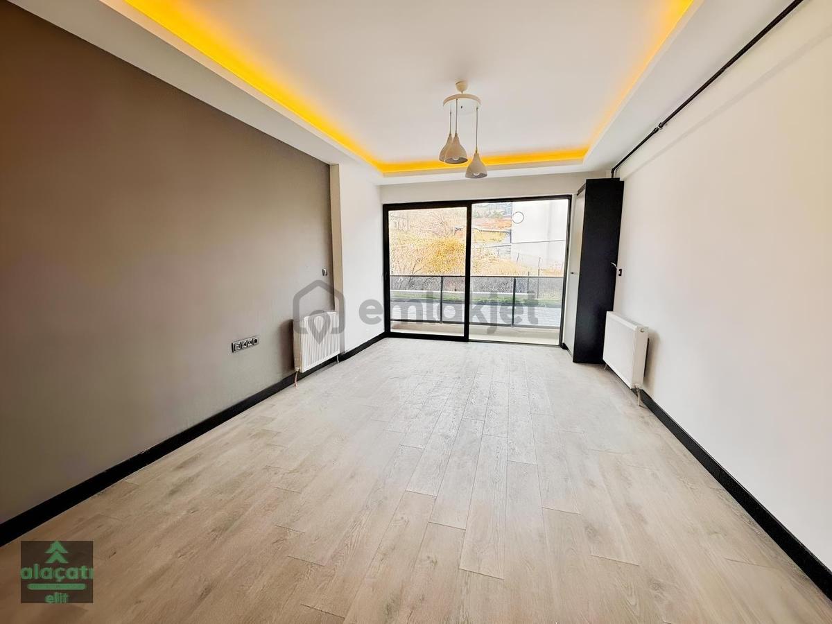 İncek Kızılcaşar'da Satılık 1+1 / 60m2 / Cam Balkonlu - 4