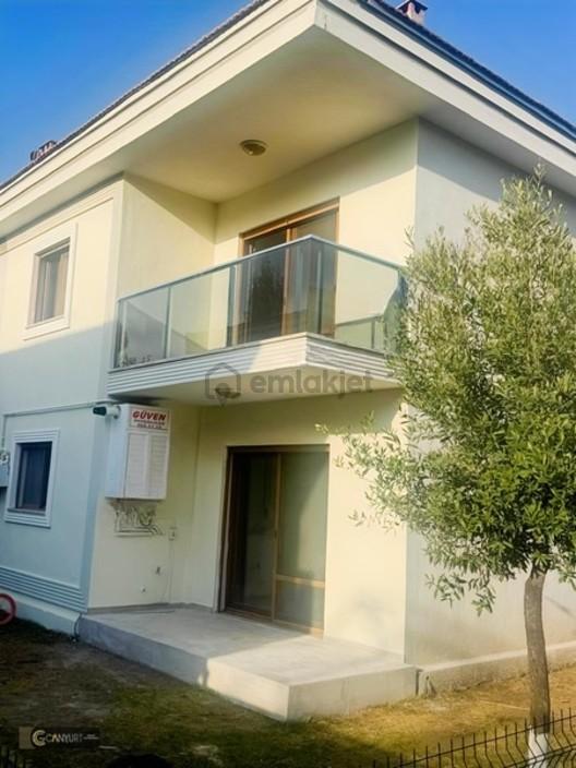 Foça Canyurt Gayrimenkulden Satılık 3+1 Villa - 6