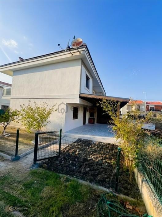 Foça Canyurt Gayrimenkulden Satılık 3+1 Villa - 2