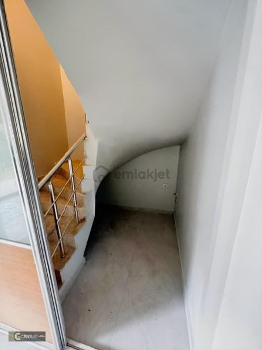 Foça Canyurt Gayrimenkulden Satılık 3+1 Villa - 13