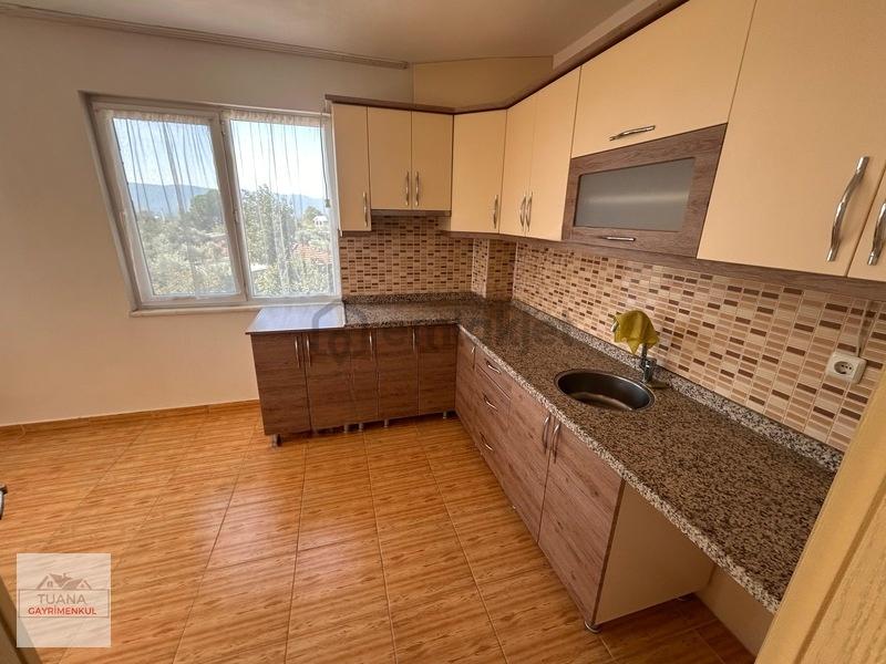 Tuana Emlak'tan Toparlar Mahallesi'nde Kiralık 2+1 Daire - 6