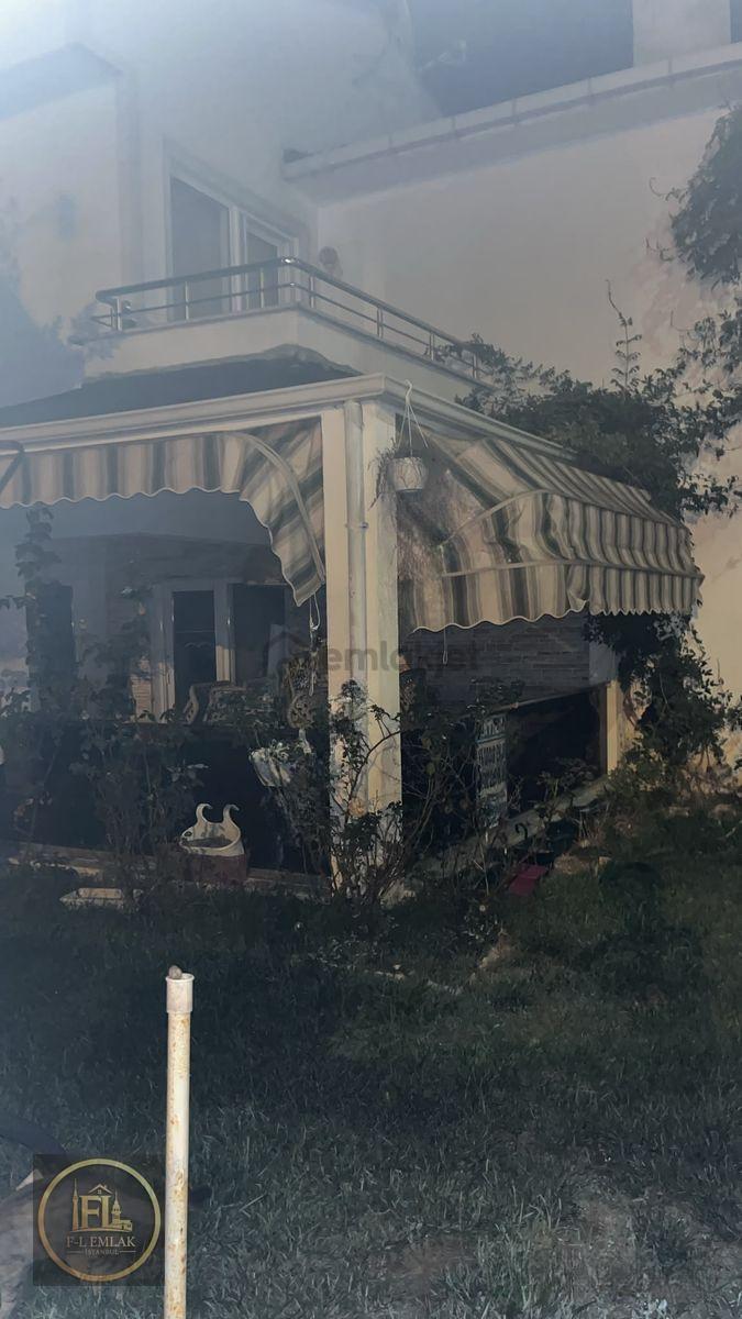 Fl- Emlaktan Silivri Basın Sitesinde Satılık Dubleks Villa - 13