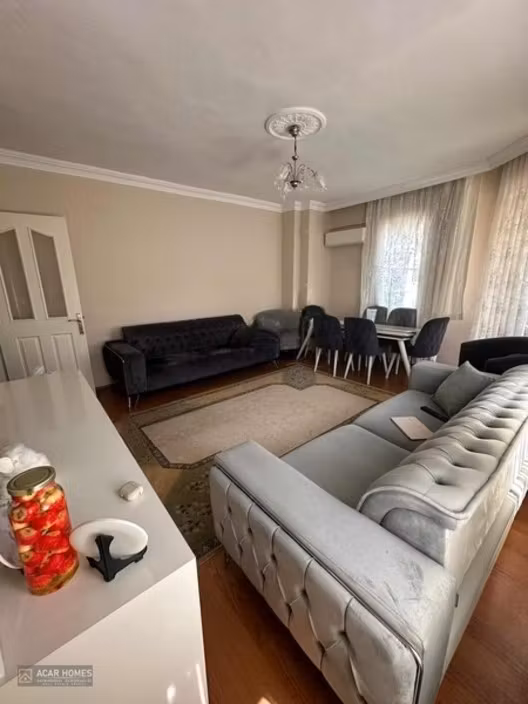 Merkezi Lokasyonda,site İçi 3.kat Acill Satılık