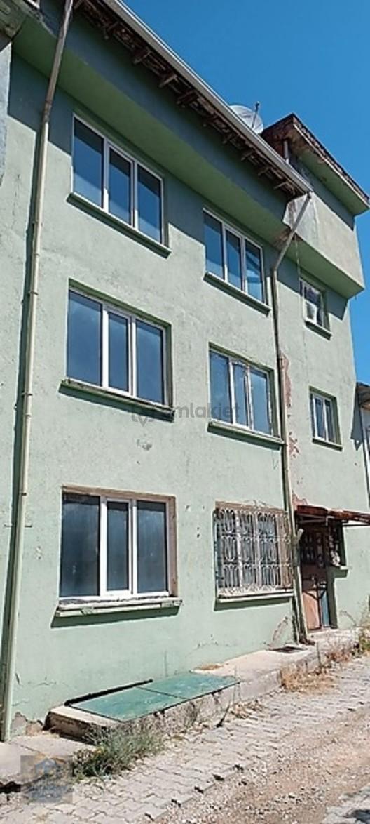 1 Ev Parasına 3 Katlı Bina 1 Adet Müstakil Ev - 4