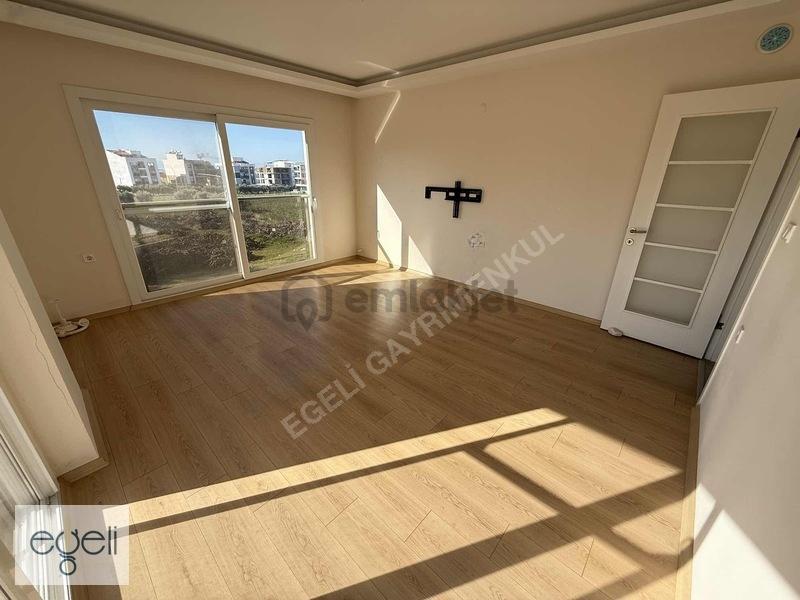 Davutlarda Havuzlu Harika Sitede 2+1 Dare - 7