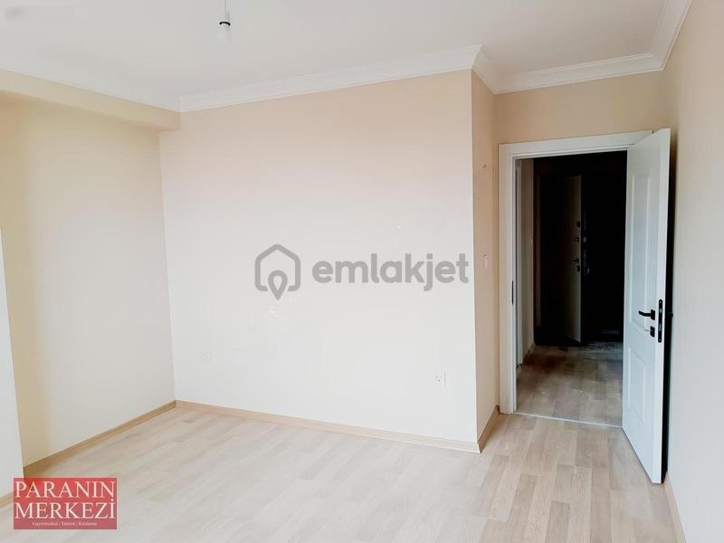 Para'dan Sancaktepe'de Sıfır 3+1 Ferah Satılık Çatı Dubleks - 7