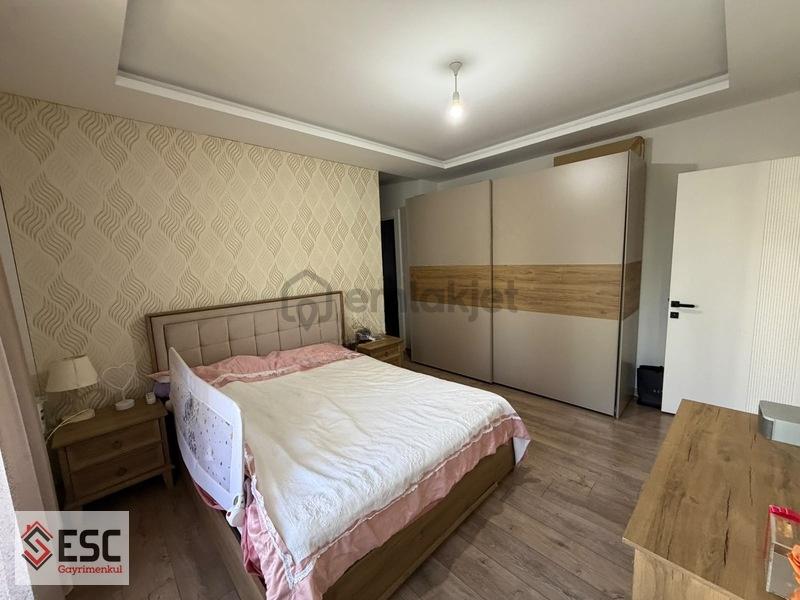 Esc'den Lüks 4+1 Daire 2 Bloklu Sitede Havuzlu Daire Esc2783 - 20