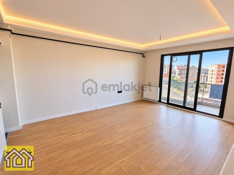 Site İçinde Otoparklı,doğalgazlı,deniz Manzaralı 2+1 Daire - 2
