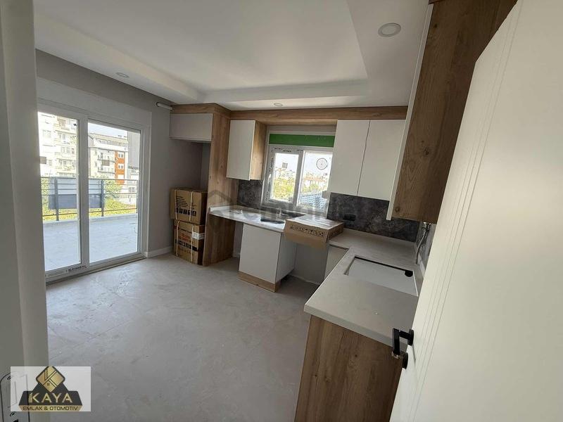Kırkgöz Cadde Üzeri Doğalgazlı 2+1 85 M2 4/2 Si Doğalgazlı - 4