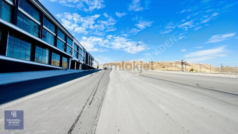 Mega Şaşmazda Değerli Şerefiye De Eşsiz Konumda Avantajlı Dükkan - 7
