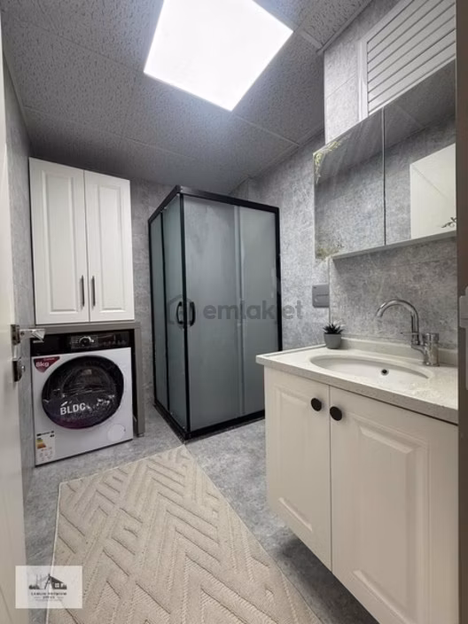Zeytinköy'de 2 Bloklu Site İçerisinde 2+1 Eşyalı Lüks Daire - 17