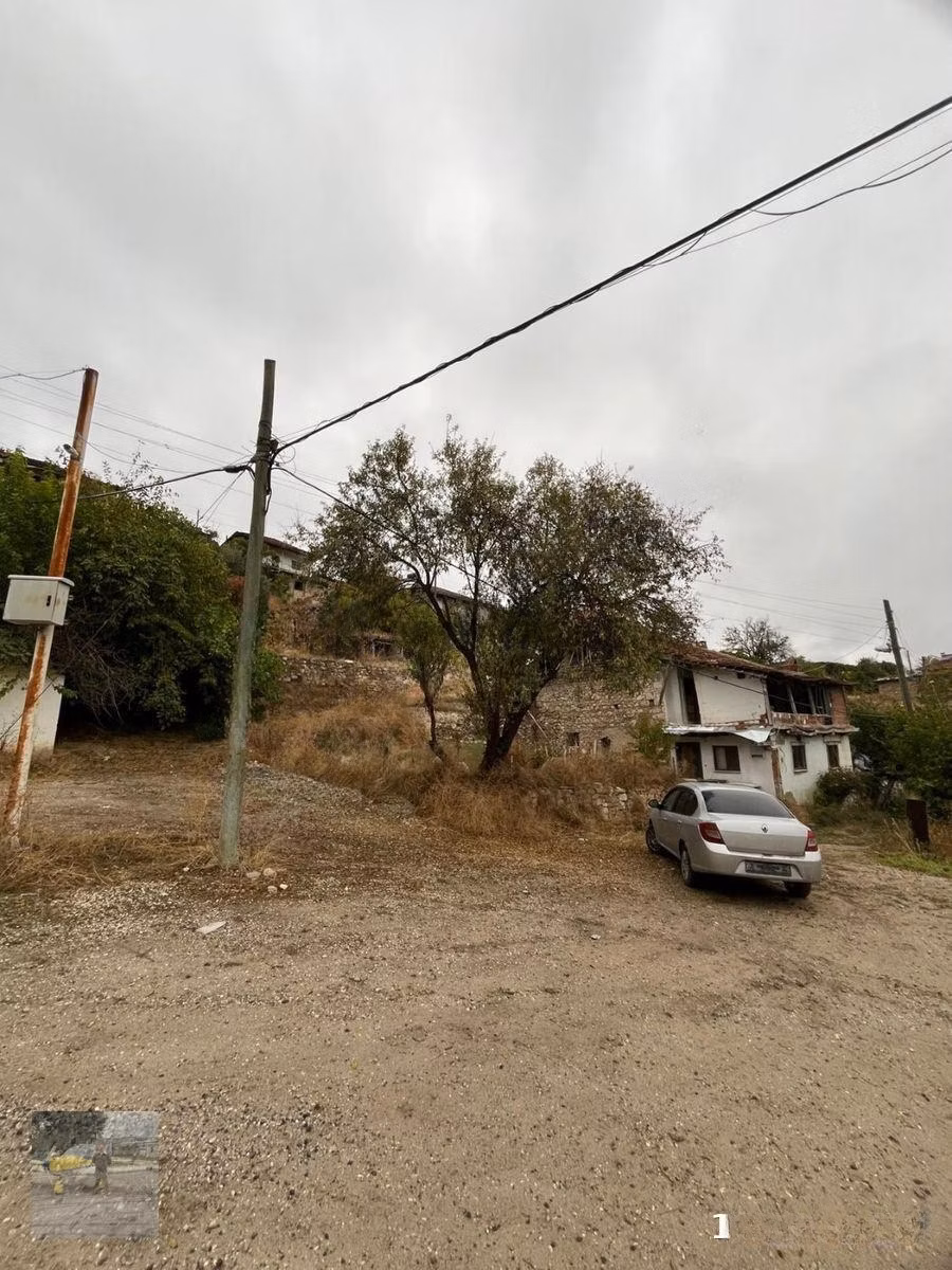 Satılık Köy İçi İmarlı Köy Evi Arsası - 13