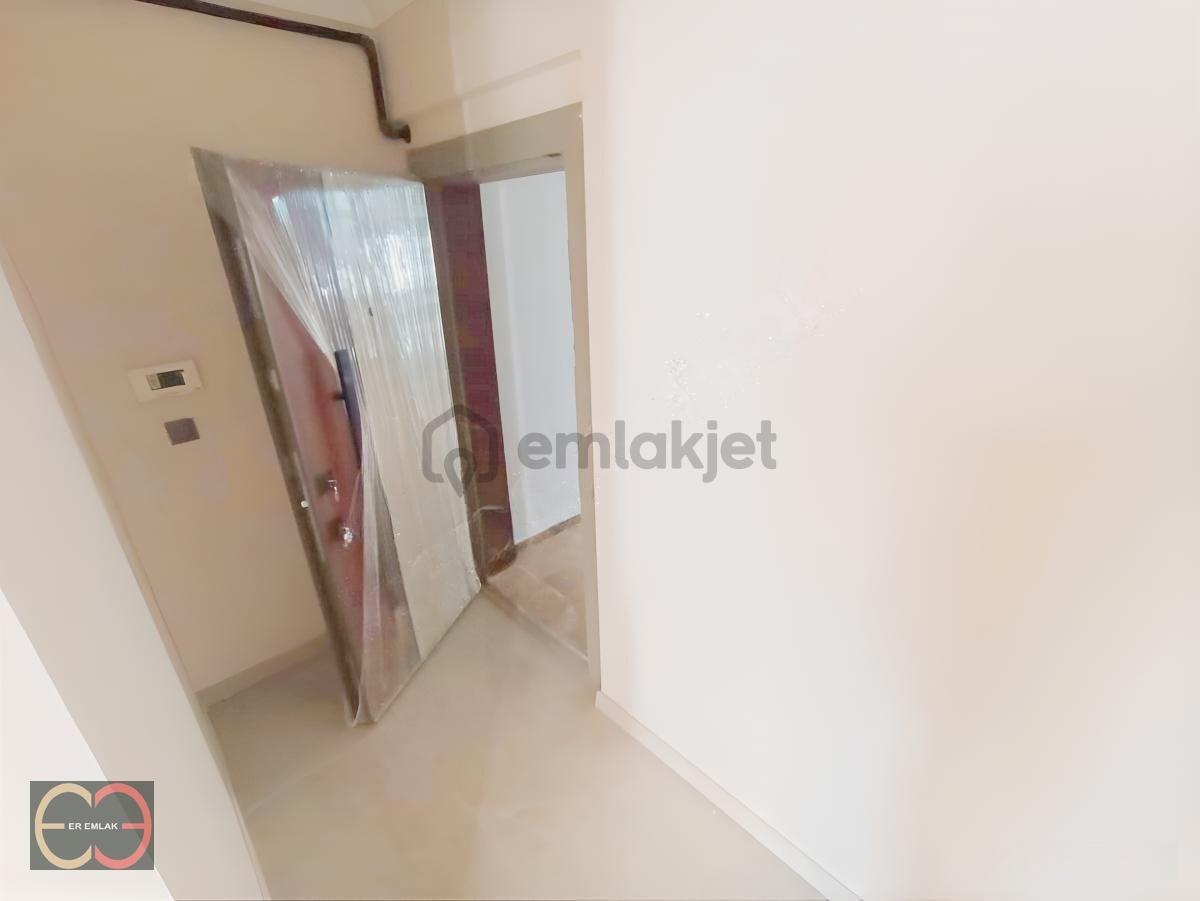Anıttepe 'de Metroya Anıtkabir'e Yakın Katta Kiralık 1+1 Daire - 6