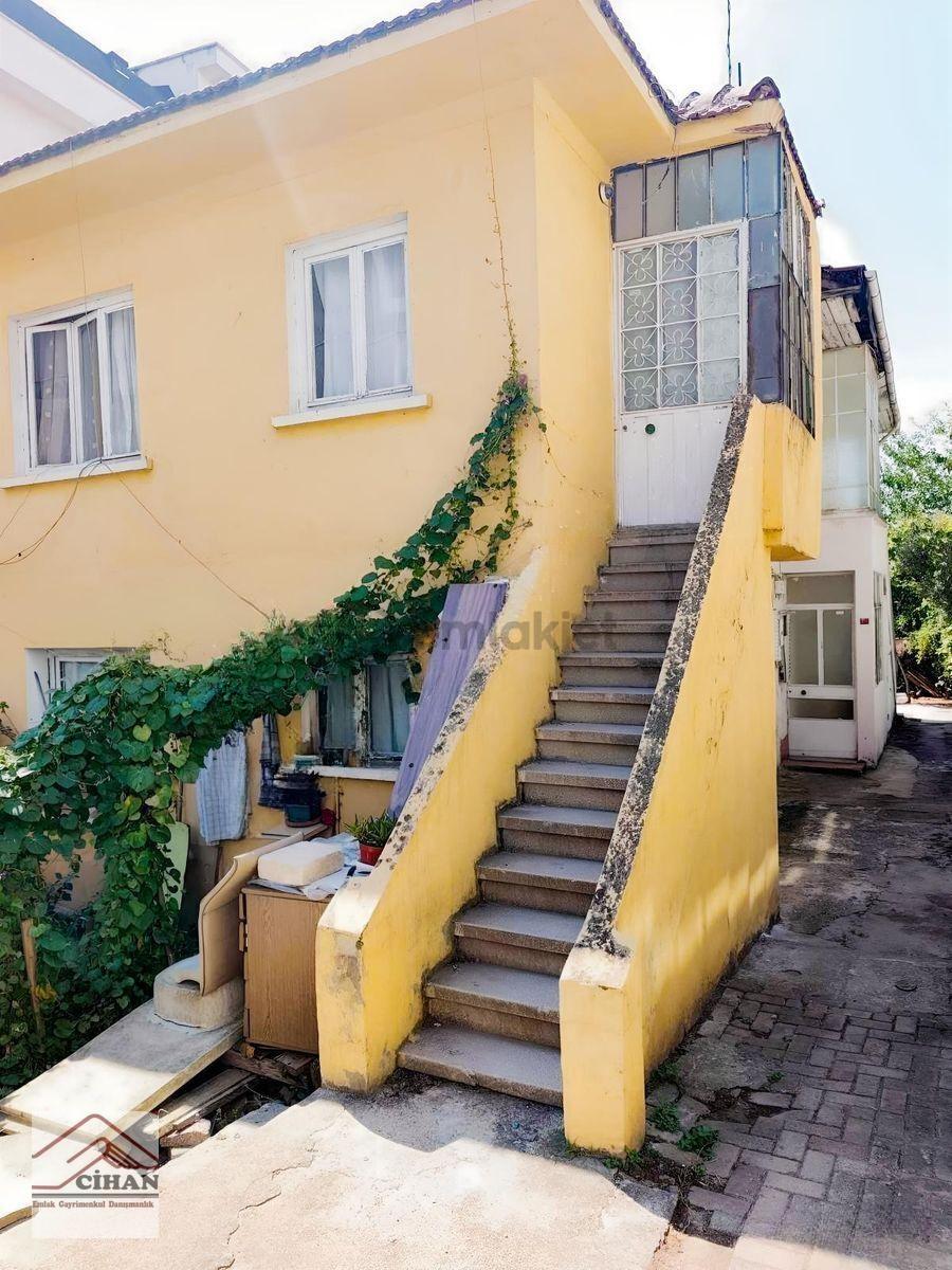 Satılık Müstakil Ev 530 M2 Arsaya Sahip - 11