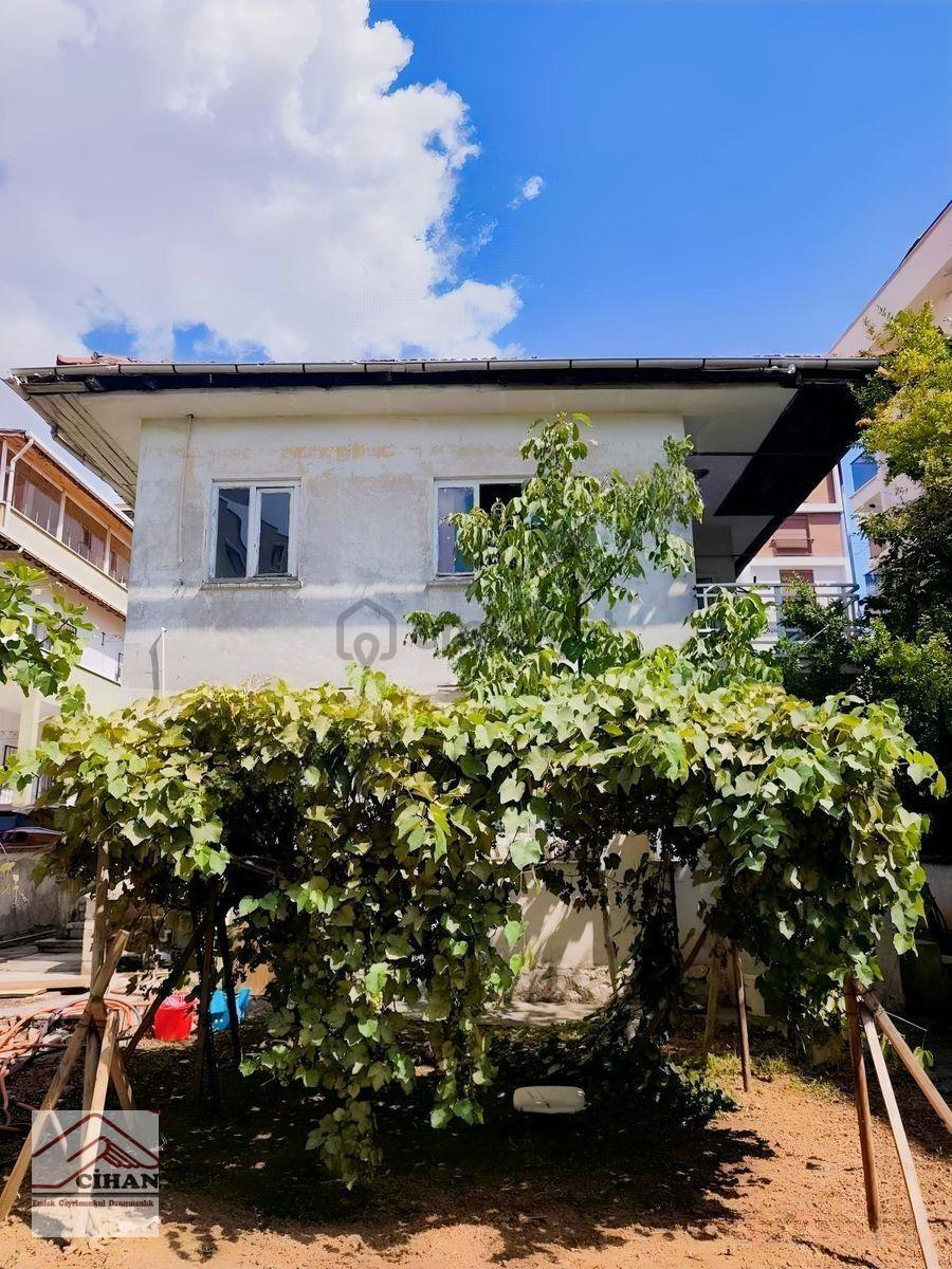 Satılık Müstakil Ev 530 M2 Arsaya Sahip - 25