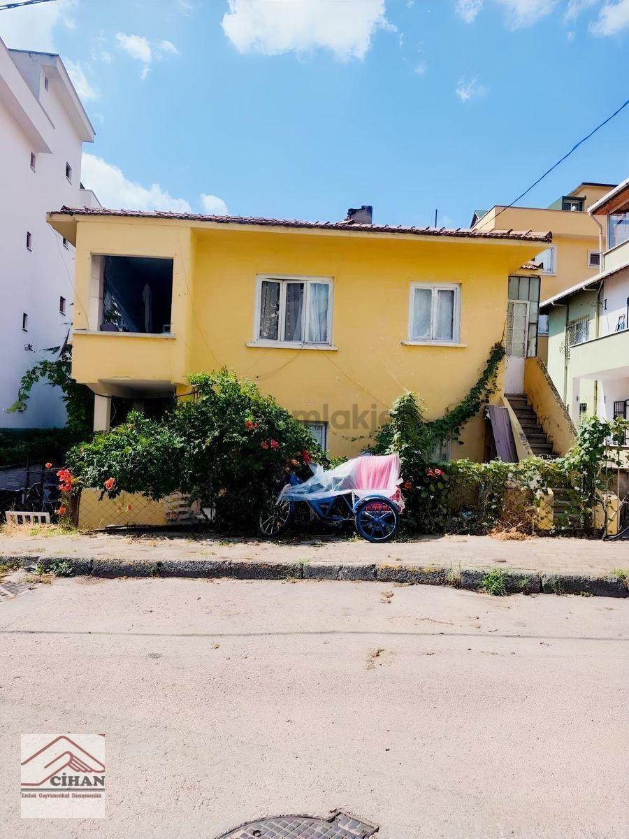 Satılık Müstakil Ev 530 M2 Arsaya Sahip - 7