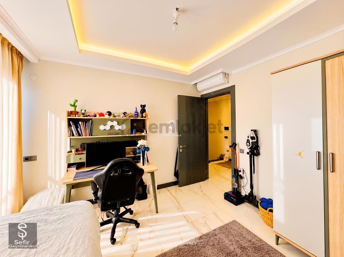 Alanya Oba'da Rıver Panoroma Sitesinde Satılık 3+1 Daire - 10