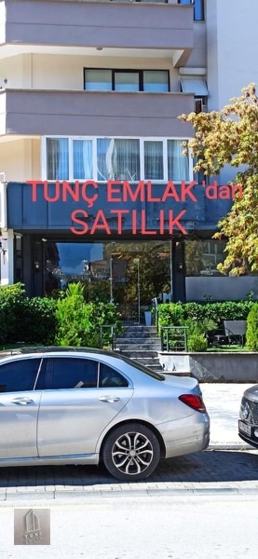 Çamlık Caddesinde 118 M2 Satılık Dükkan (cadde Üzeri)