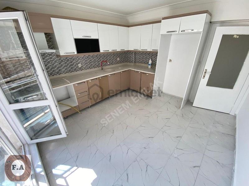 Senem'den Başkent Cd Yakını Y.giriş Yeni Bina Kiralık Daire