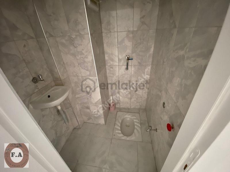 Senem'den Başkent Cd Yakını Y.giriş Yeni Bina Kiralık Daire - 21