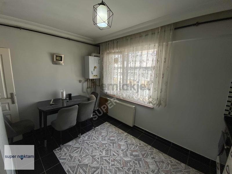 Süper Noktam'dan Halkalı'da Satılık 200mt 3+2 Dubleks Daire - 17