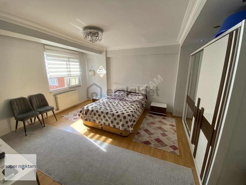 Süper Noktam'dan Halkalı'da Satılık 200mt 3+2 Dubleks Daire - 18