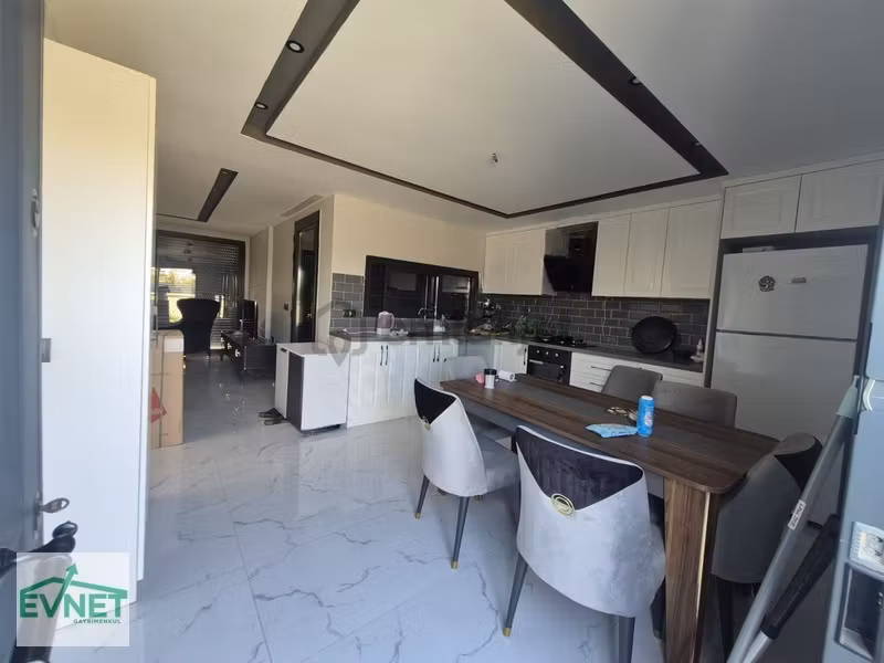 Güzelçamlıda Denize Adım Mesafesinde, Tam Müstakil &havuzlu - 9
