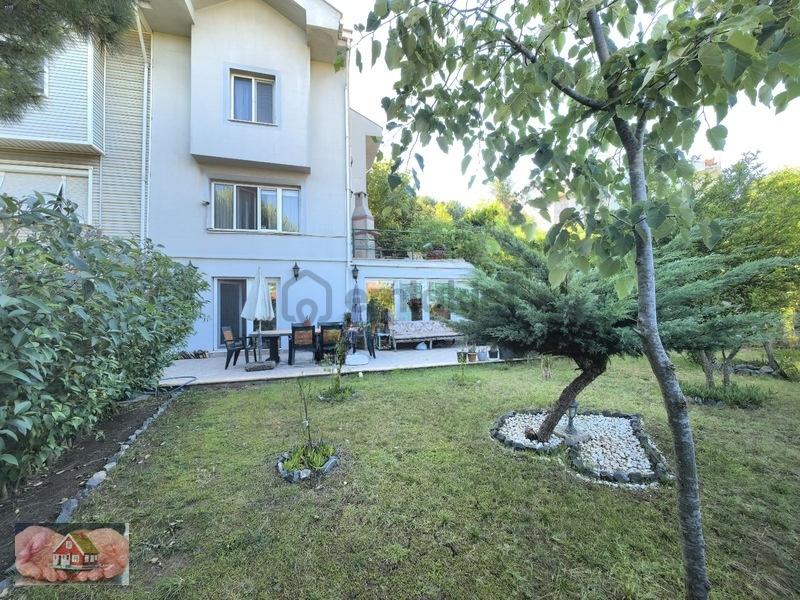 Kurtoğlu'ndan Uskumruköy Arıköy'de Kiralık B Tipi Bodrum Çıkışlı