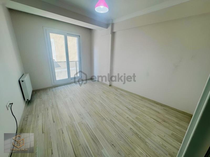 İsmet İnönü Gaffar Okan Cd. Satılık 2+1 Arakat Daire - 15