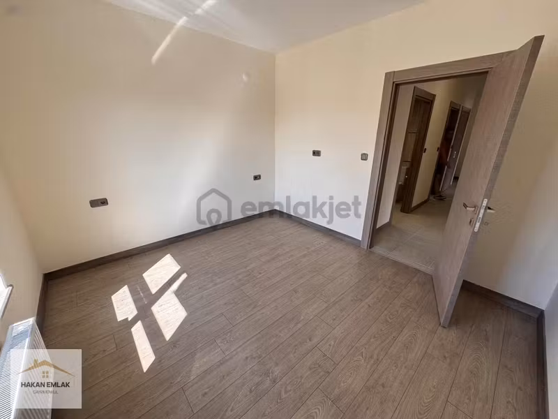 Hakan Emlaktan Akkent Toki Celilkırında 2+1 Satılık Daire - 12