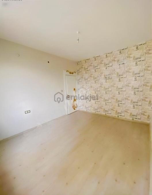 Karen'den Ceylan Avm Taşkıran 2 Sitesi 1.kat 4+1 Kira 38 Bin Tl - 30