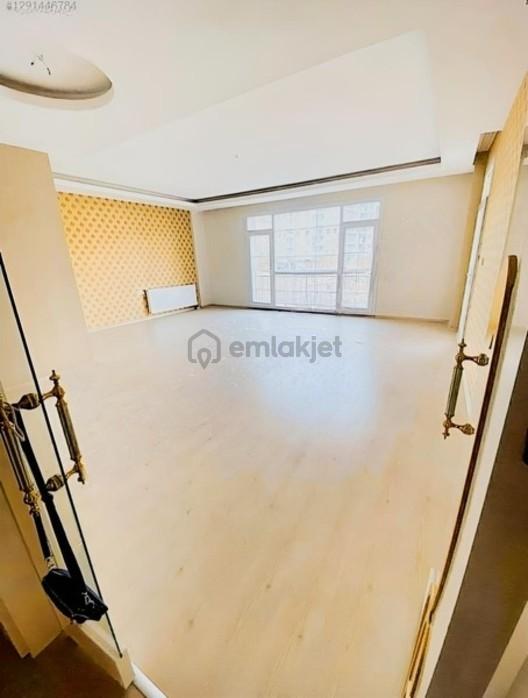 Karen'den Ceylan Avm Taşkıran 2 Sitesi 1.kat 4+1 Kira 38 Bin Tl - 20