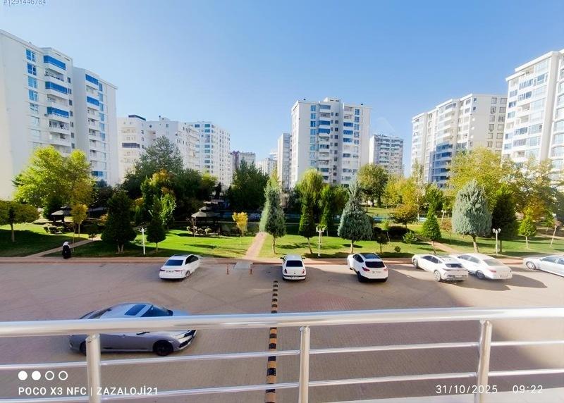 Karen'den Ceylan Avm Taşkıran 2 Sitesi 1.kat 4+1 Kira 38 Bin Tl - 15