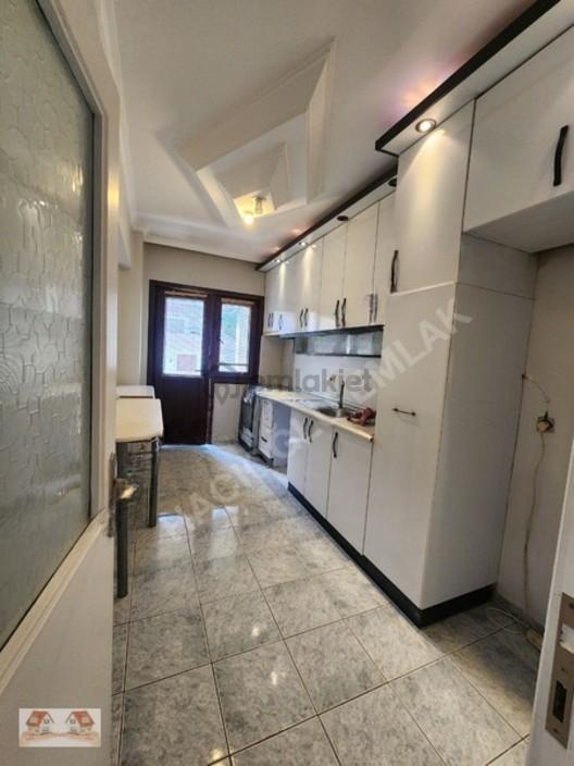 Cadde Üzeri Otoparklı Balkonlu Ferah Temiz Daire - 14