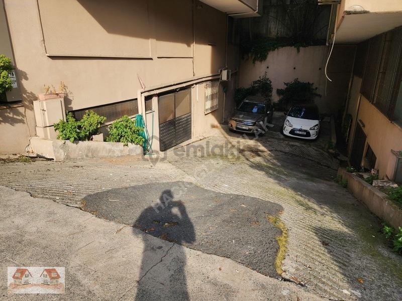 Cadde Üzeri Otoparklı Balkonlu Ferah Temiz Daire - 30