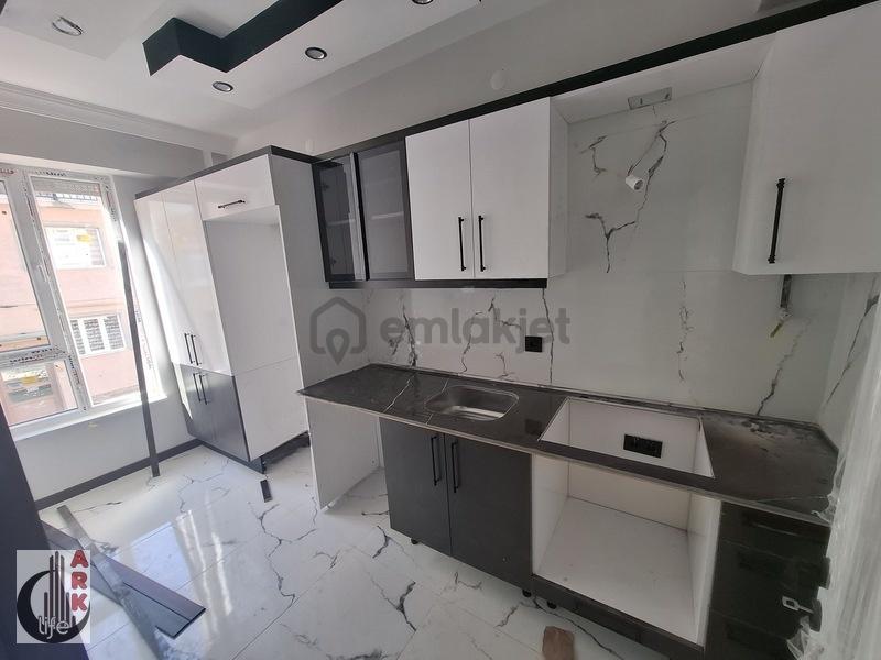 Ark Life'dan Emek Mahallesi Refetbele Caddesi Yakını 2+0 55m2