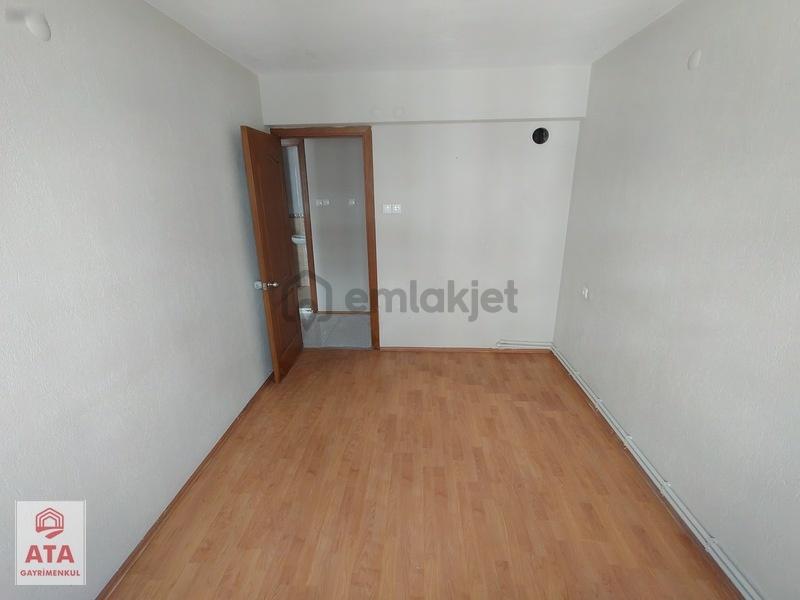 Karabağlar Akderman Sitesinde 3+1 Doğalgazlı Kiralık Daire - 31